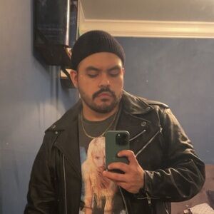 Meet your Posher, Cruz